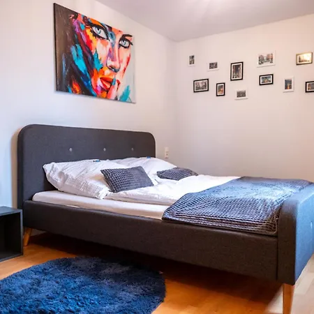 Klassen Apartments! Schnuckeliges - Mit Balkon -in -fuer Vier Personen - 1 Og Апартаменты *